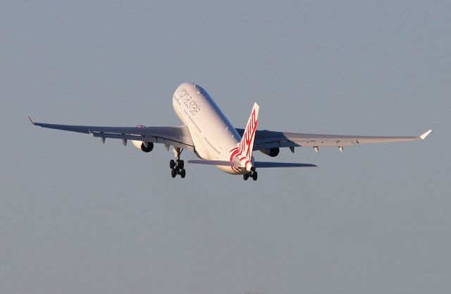 Airbus A330-200 (VH-XFC)