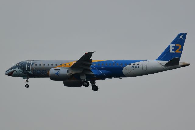 Embraer ERJ-190 (PR-ZGQ)