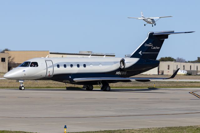 Embraer Legacy 550 (N661HS)