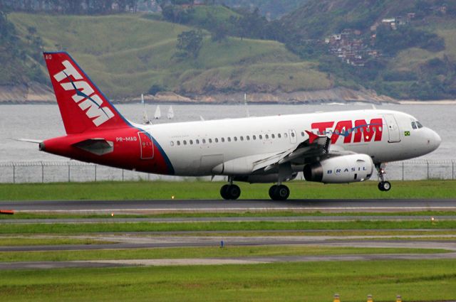 Airbus A319 (PR-MYQ)