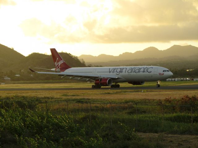 Airbus A330-300 (G-VWAG)