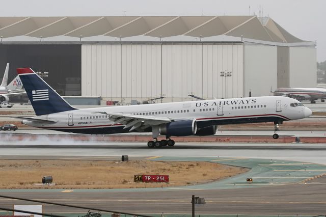 Boeing 757-200 (N905AW)