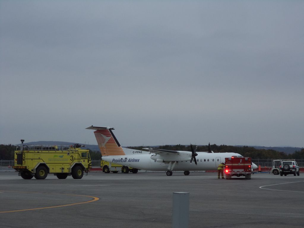 de Havilland Dash 8-300 (C-FPAE)