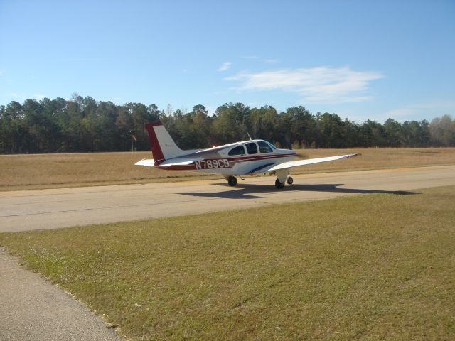 Beechcraft Bonanza (33) (N769CB)