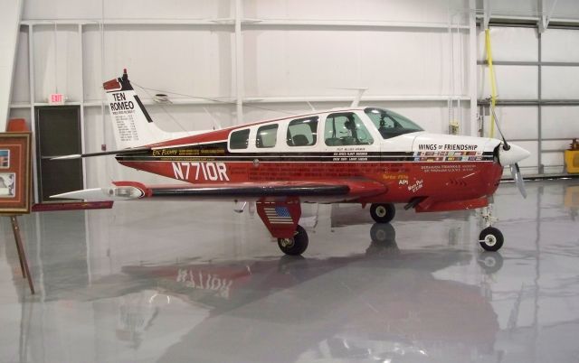 Beechcraft Bonanza (36) (N7710R)