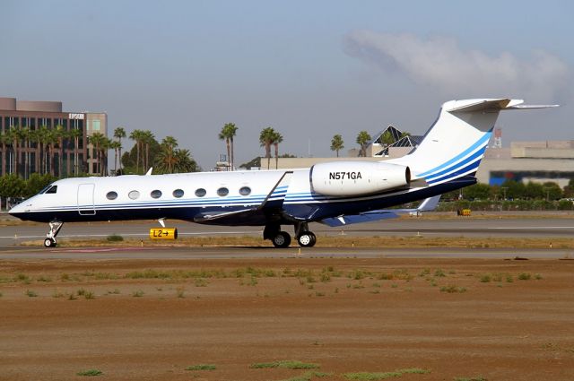 Gulfstream Aerospace Gulfstream V (N571GA) - Gulfstream G550 (c/n 5471) N571GA tbr G-LSCW departed Long Beach Airport (LGB/KLGB) this morning September 29, 2014 bound for Savannah-Hilton Head International Airport (SAV/KSAV) for onward delivery to its new British owner.