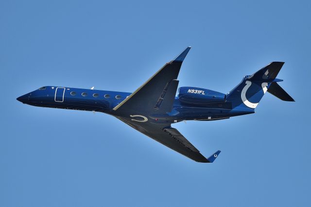 Gulfstream Aerospace Gulfstream V (N931FL) - Climbing out on 5-L 09-10-23