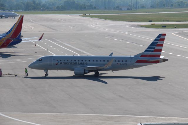 Embraer 175 (N436YX) - AA4595 to BOS (September 14th, 2023) 