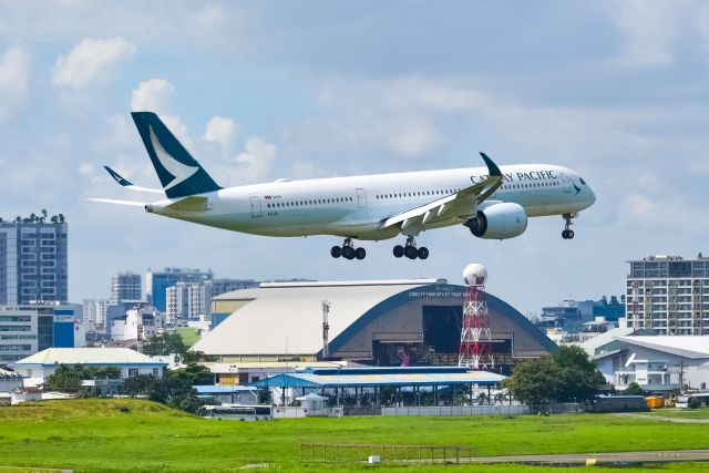 Airbus A350-900 (B-LQD)