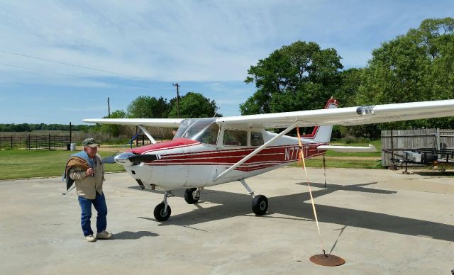 Cessna Skyhawk (N7731T) - Dad and my 172, Dad was an Ag pilot for 30 yrs and owned this airplane, I purchased 3 years ago from him. 