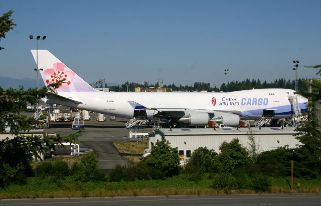 Boeing 747-400 (B-18721) - KPAE - new 747-Cargo for China Airline at the fuel docks at Boeing Everett July 2005.