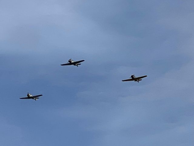 North American T-6 Texan (N52BA)