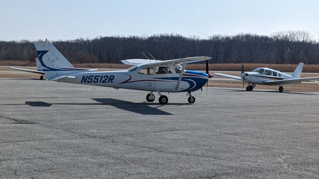 Cessna Skyhawk (N5512R)