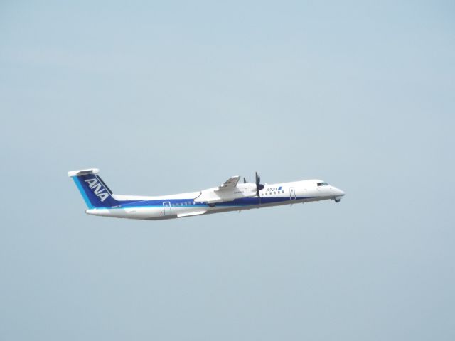 de Havilland Dash 8-400 (JA462A)