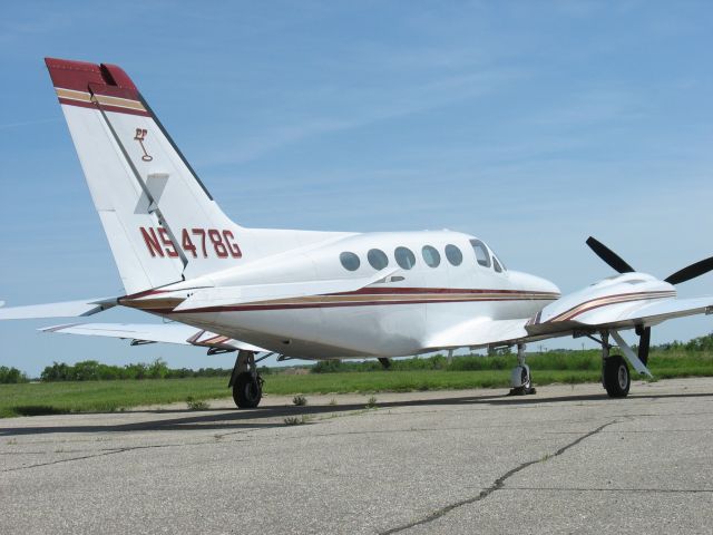 Cessna 421 (N5478G)