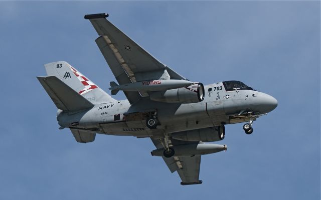 Lockheed L-394 Viking (NAVY) - Aircraft was making low approach to KNRB