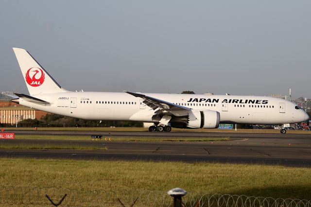 Boeing 787-8 (JA861J) - on 3 December 2018