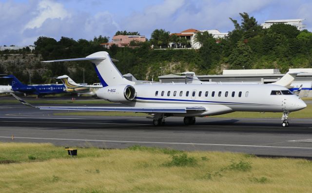 BOMBARDIER BD-700 Global 7500 (M-BIGG)