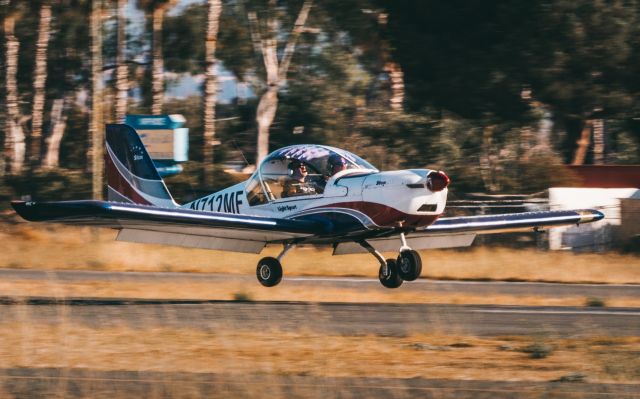 EVEKTOR SportStar (N712MF) - Photo of 712MF taking off 31R, taken by @planesthetics (on instagram).