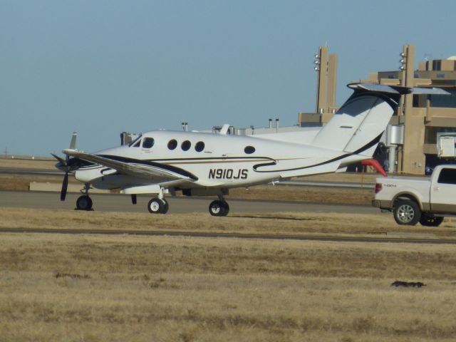 Beechcraft King Air 90 (N910JS)