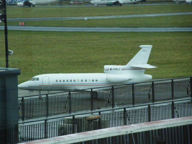 Dassault Falcon 900 (M-FALC) - M-FALC DEP EINN 04/12/2010 TO KTEB