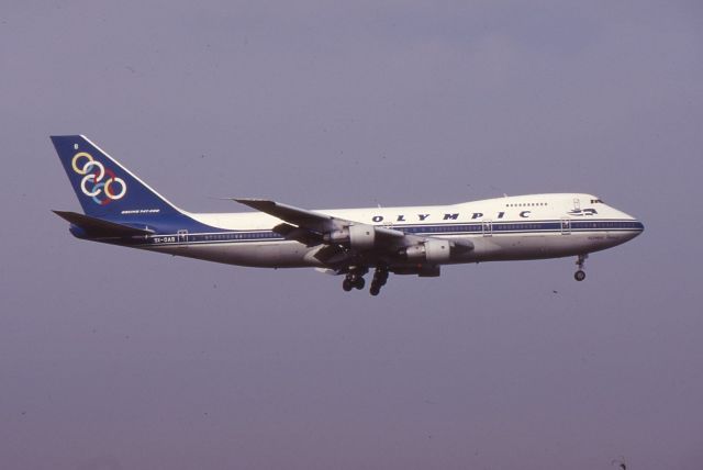 Boeing 747-200 (SX-OAB)