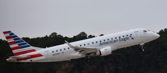 Embraer 175 (N107HQ) - A Republic E175 at a freezing, overcast RDU, 11/12/17.