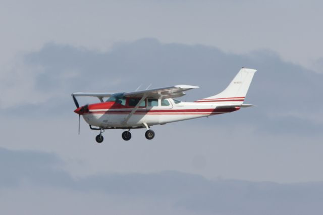 Cessna Skyhawk (N4950U)