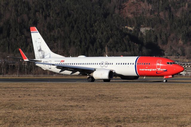 Boeing 737-800 (SE-RRO)