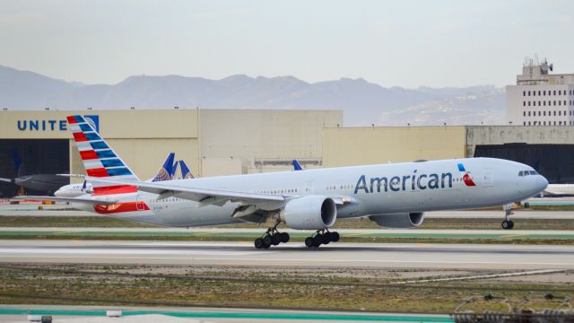 BOEING 777-300 (N732AN) - American heavy from Miami