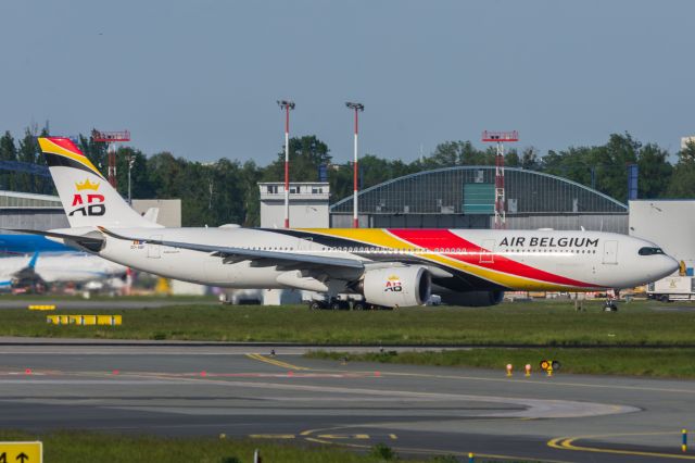 Airbus A330-900 (OO-ABF)