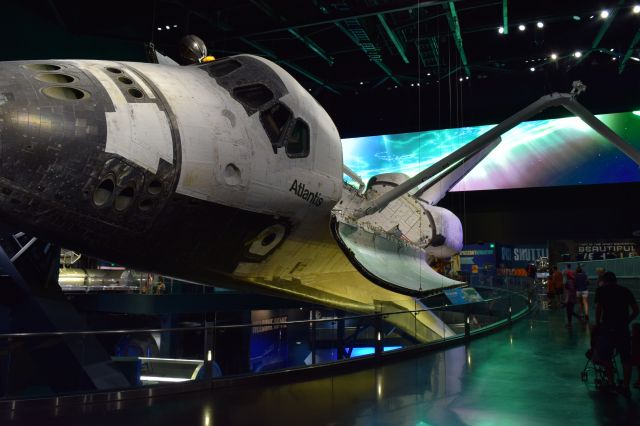 — — - Shuttle Atlantis OV-104 at Kennedy Space Center (KTTS) 4JUL17 Final Mission STS 135