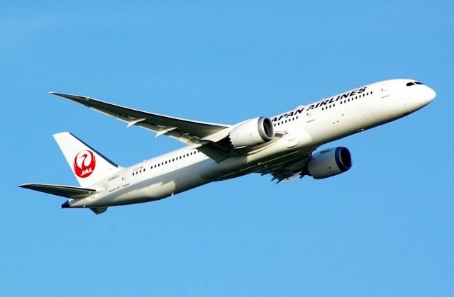 Boeing 787-9 Dreamliner (JA862J)
