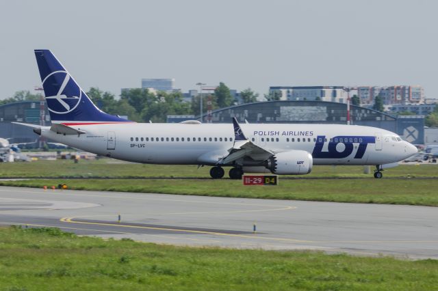 Boeing 737 MAX 8 (SP-LVC) - EPWA SPOTTING