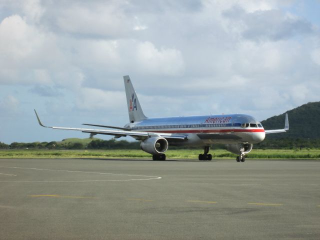 Boeing 757-200 (N673AN)