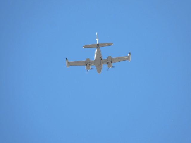 Cessna 310 (N26355) - JLN-MLCbr /10/05/21