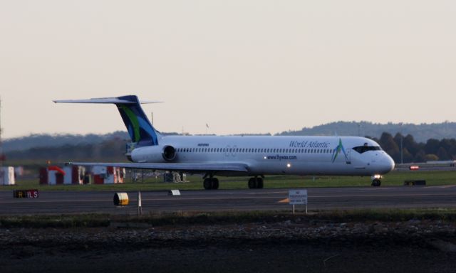 McDonnell Douglas MD-83 (N806WA)