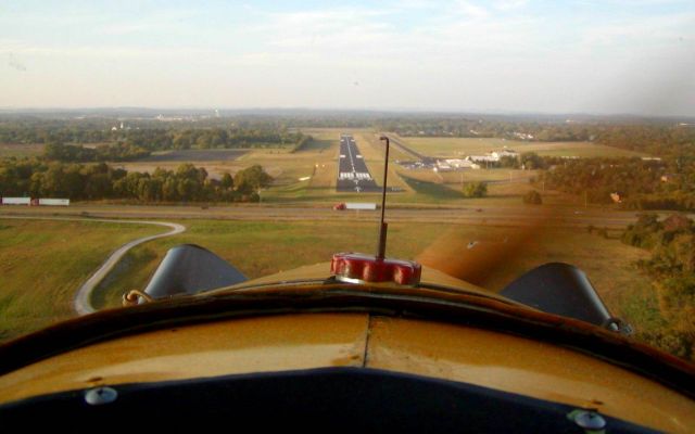 N33453 — - Piper Cub NC33453 on final at M54 (Lebanon, TN)