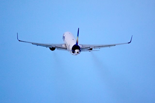 BOEING 767-300 (D-ABUE)