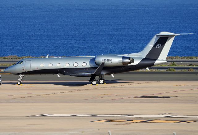 Gulfstream Aerospace Gulfstream IV (N352BH)
