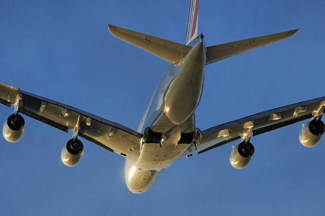 F-HPJH — - An Air France operated Airbus A380-861 takes to the skies after liftoff from the Los Angeles International Airport, LAX, Westchester, Los Angeles, California