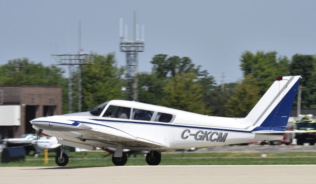 Piper PA-30 Twin Comanche (C-GKCM) - Airventure 2017