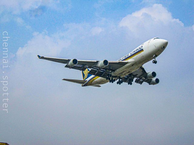 Boeing 747-200 (9V-SFM)