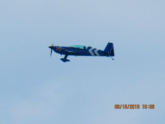 EXTRA EA-300 (N102JK)