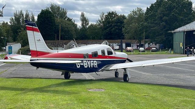 Piper Saratoga (G-BYFR)