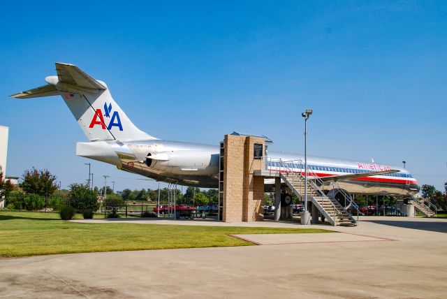 McDonnell Douglas MD-82 (N259AA) - Finally made it to see the American MD-82 preserved at the Tulsa Air and Space Museum.  This trip was particularly special because it is my oldest daughter’s 25th state that she has visited.  9/26/20.