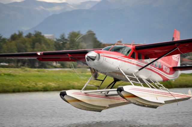 Cessna Caravan (N675HP) - Anchorage, Alaska, August 2014