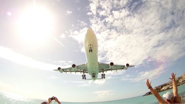 Airbus A340-300 (F-GLZU) - Arrival over Maho Beach on SXM Runway 10 on 4 Jan 2012