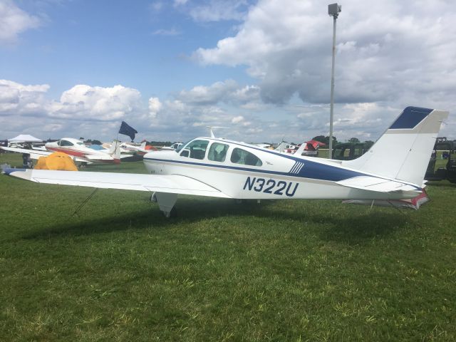 Beechcraft 35 Bonanza (N322U)