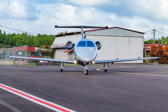 Embraer Phenom 100 (PP-CMC)